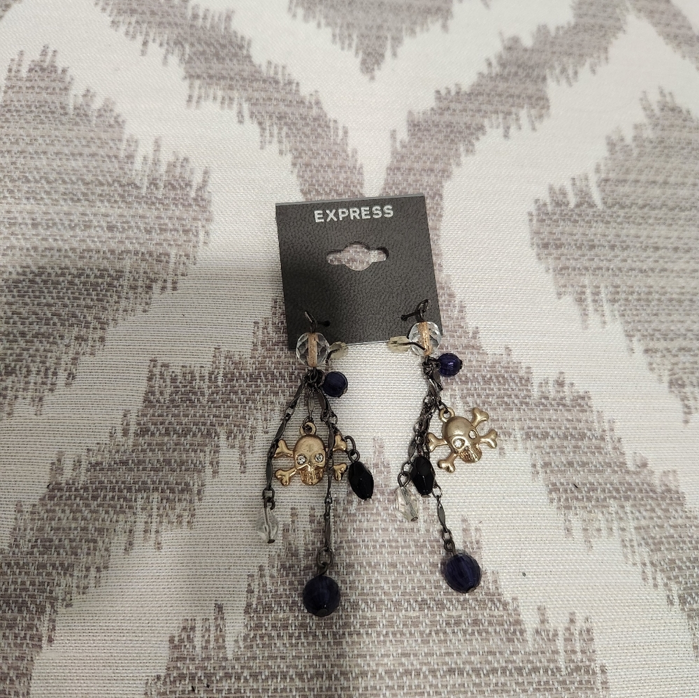 Women's Express Skull Earrings